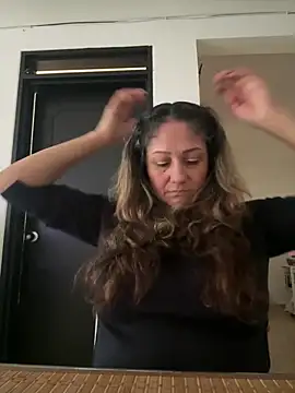 Snapshot of gabiTetas chatting on February 2026 07:37:01 PM gabiTetas online show from February 2026 07:37:01 PM