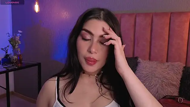 Snapshot of Alexa_Thaylor_ chatting on May 2026 06:03:01 PM Alexa Thaylor online show from May 2026 06:03:01 PM