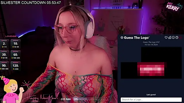 Snapshot of JustKerry chatting on December 2024 05:07:02 PM JustKerry online show from December 2024 05:07:02 PM