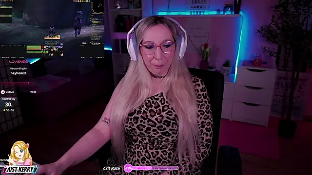 Snapshot of JustKerry chatting on January 2025 01:51:01 PM JustKerry online show from January 2025 01:51:01 PM