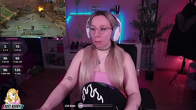 Snapshot of JustKerry chatting on January 2025 11:46:01 AM JustKerry online show from January 2025 11:46:01 AM