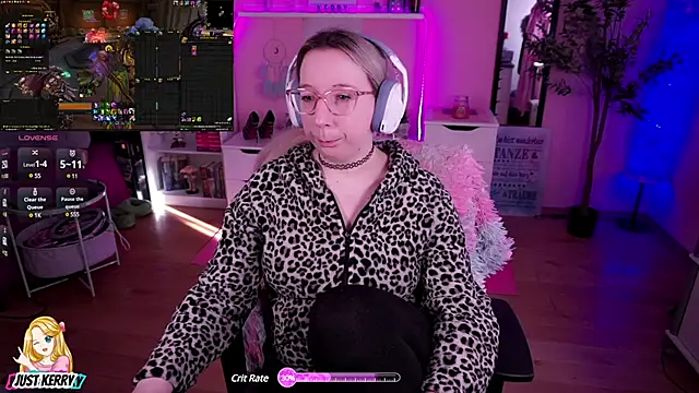 Snapshot of JustKerry chatting on February 2025 10:00:01 AM JustKerry online show from February 2025 10:00:01 AM