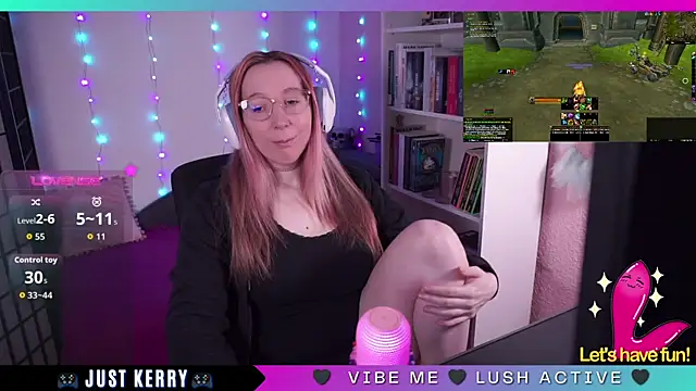 Snapshot of JustKerry chatting on September 2025 08:25:01 AM JustKerry online show from September 2025 08:25:01 AM