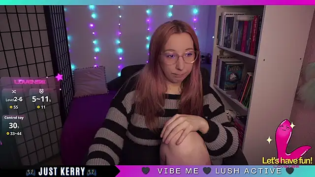 Snapshot of JustKerry chatting on September 2025 08:36:02 AM JustKerry online show from September 2025 08:36:02 AM