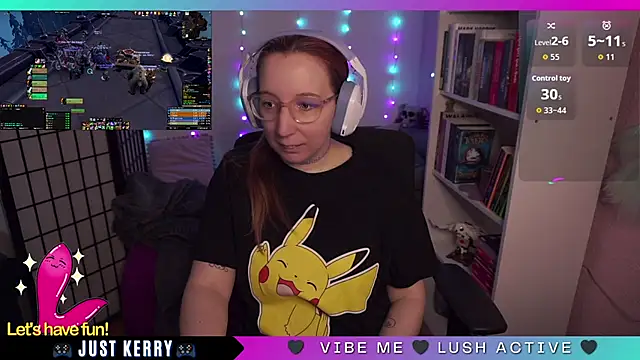 Snapshot of JustKerry chatting on September 2025 08:36:02 AM JustKerry online show from September 2025 08:36:02 AM