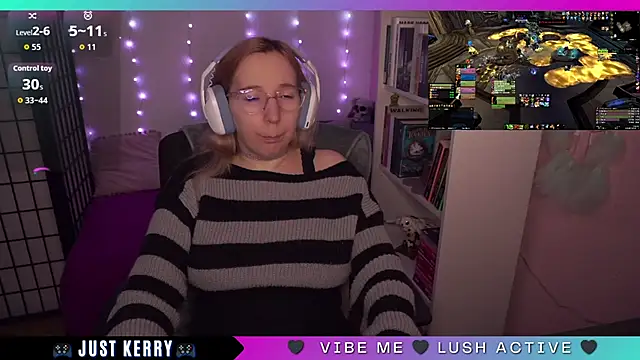 Snapshot of JustKerry chatting on September 2025 08:37:01 AM JustKerry online show from September 2025 08:37:01 AM