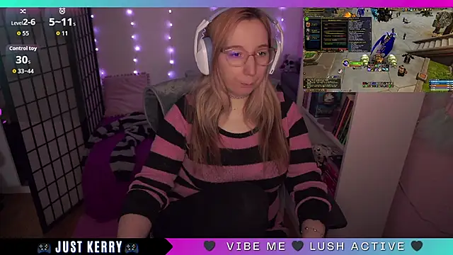 Snapshot of JustKerry chatting on September 2025 08:16:01 AM JustKerry online show from September 2025 08:16:01 AM