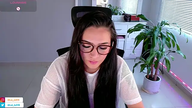 ImLui lu online show from January 2025 09:48:02 PM