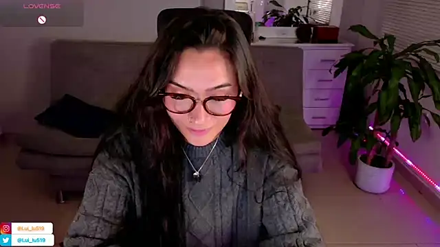 ImLui lu online show from February 2025 02:01:01 AM