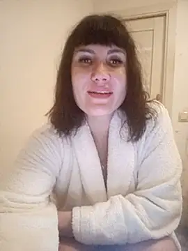 Snapshot of ROXOLANAA_SEXY chatting on March 2025 09:02:02 PM ROXOLANAA SEXY online show from March 2025 09:02:02 PM