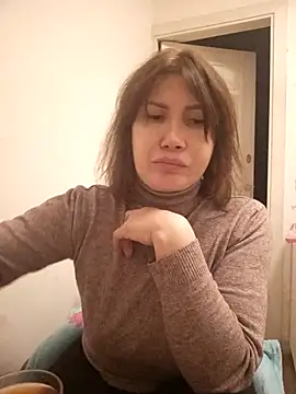 Snapshot of ROXOLANAA_SEXY chatting on September 2025 08:13:02 PM ROXOLANAA SEXY online show from September 2025 08:13:02 PM