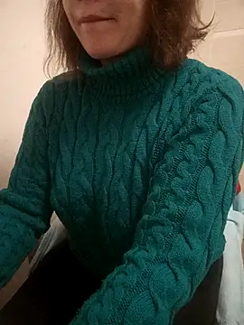 Snapshot of ROXOLANAA_SEXY chatting on October 2025 04:08:01 PM ROXOLANAA SEXY online show from October 2025 04:08:01 PM