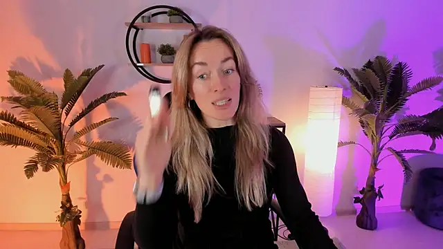 RebeccaMartinez online show from January 2025 06:57:01 AM