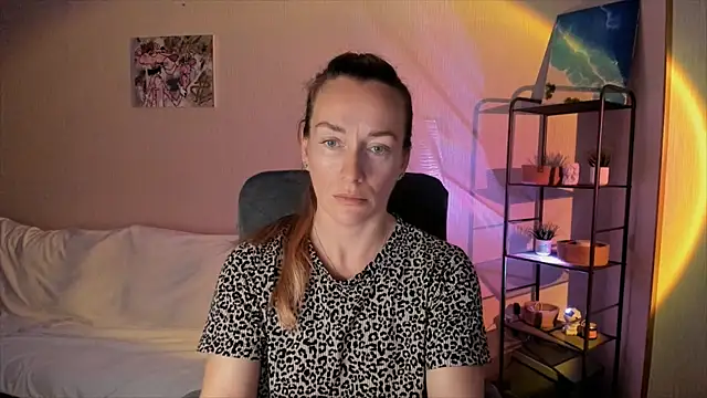 RebeccaMartinez online show from September 2025 09:42:02 AM