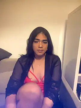 sophiahot thick online show from November 2025 09:15:01 PM