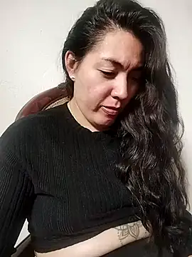 katha steele  online show from October 2025 01:55:01 PM