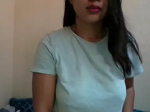  smiling4u  online show from April 2026 02:07:01 AM