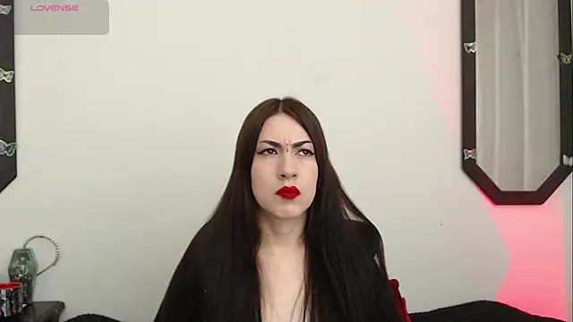 Amy Aloqua online show from November 2025 02:52:02 PM