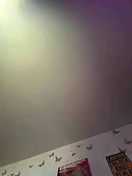 Snapshot of Iceblanca chatting on June 2026 03:43:02 PM Iceblanca online show from June 2026 03:43:02 PM