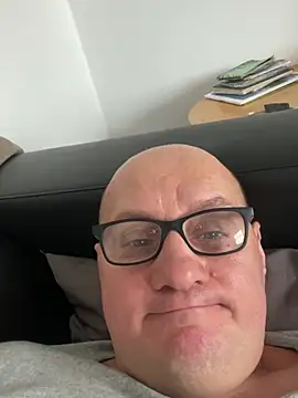 vanjbi45 online show from February 2025 12:24:02 PM