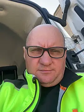 vanjbi45 online show from March 2025 11:33:02 AM