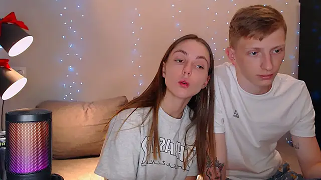 juliaanddima online show from February 2025 01:30:02 AM