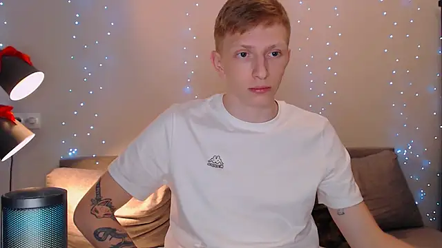 juliaanddima online show from February 2025 08:50:02 PM