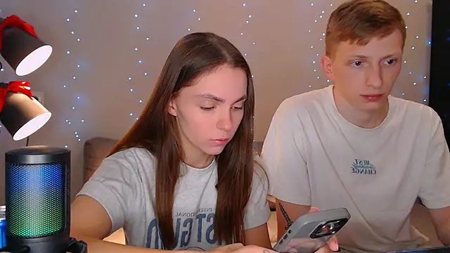 juliaanddima online show from February 2025 09:31:01 PM