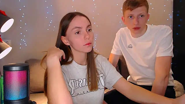 juliaanddima online show from February 2025 09:11:02 PM