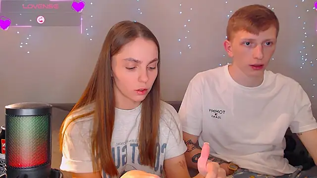 juliaanddima online show from March 2025 09:37:02 PM