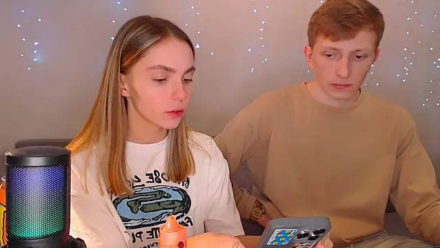 juliaanddima online show from March 2025 09:24:02 PM