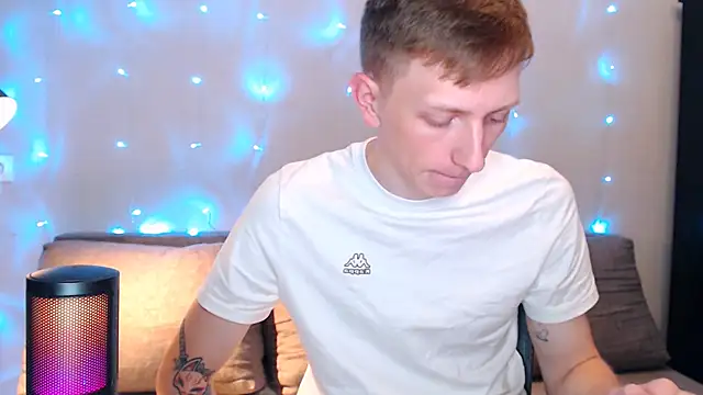 juliaanddima online show from September 2025 11:27:02 PM