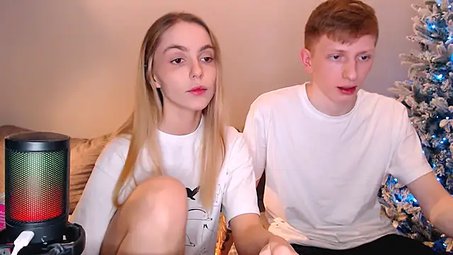 juliaanddima online show from January 2026 10:24:01 PM