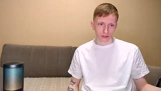 juliaanddima online show from March 2026 06:51:02 AM