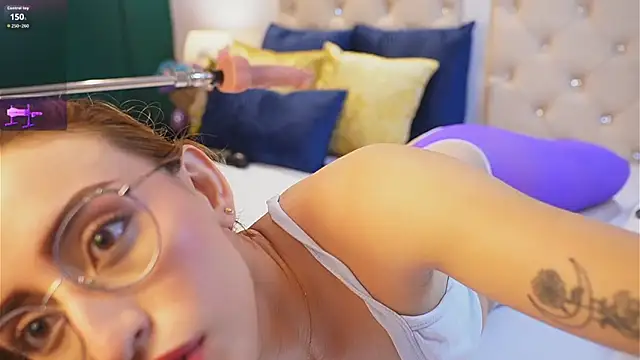 caroline adams  online show from April 2026 01:50:01 AM