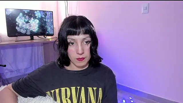 Room312  online show from December 2024 10:15:01 PM