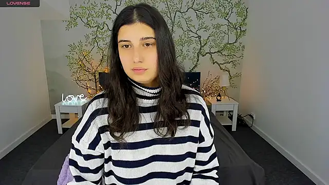 Snapshot of Linda_EX chatting on January 2025 07:17:01 AM Linda EX online show from January 2025 07:17:01 AM