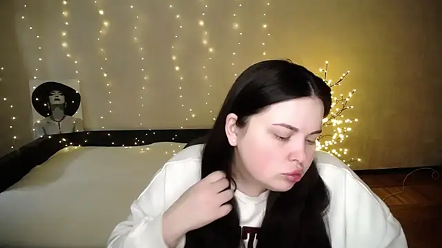 Emily Mo online show from March 2026 06:52:02 AM