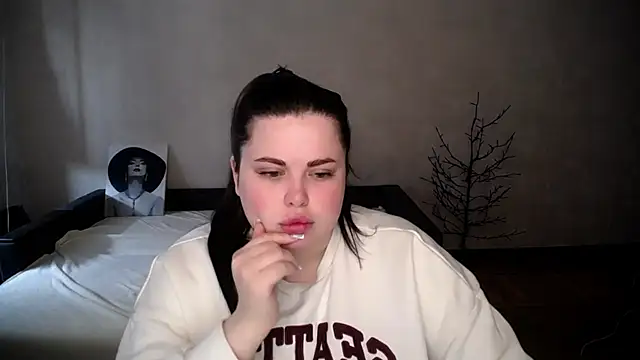 Emily Mo online show from April 2026 05:49:02 AM