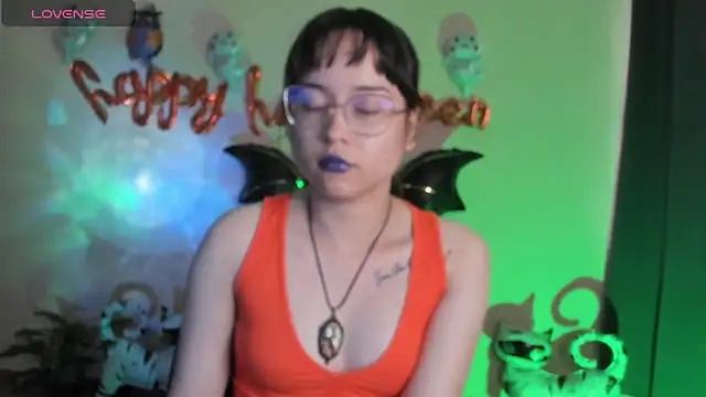 shantalc3rezo online show from October 2025 08:00:02 PM