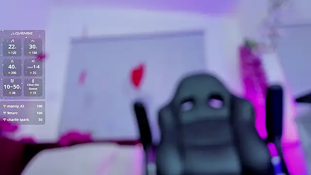 mia thompsonn  online show from March 2025 05:47:02 PM