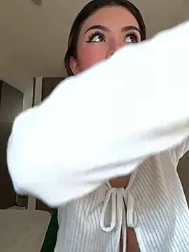 Your Honeey online show from January 2025 09:34:01 PM