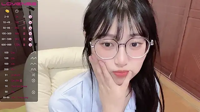 4uoki online show from January 2025 09:11:02 PM