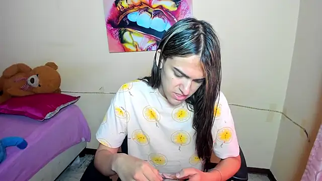 Snapshot of sweet1Girl chatting on March 2025 03:25:02 PM sweet1Girl online show from March 2025 03:25:02 PM