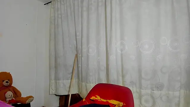 sweet1Girl online show from April 2026 11:02:01 PM