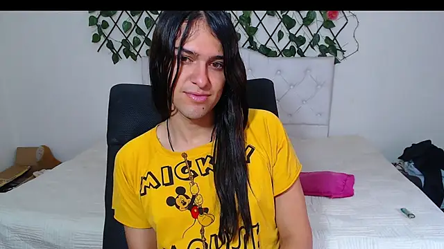 sweet1Girl online show from April 2026 12:08:02 PM