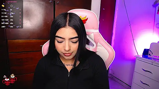 eva six online show from December 2024 07:51:01 PM