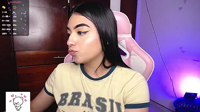 eva six online show from November 2025 10:32:01 PM