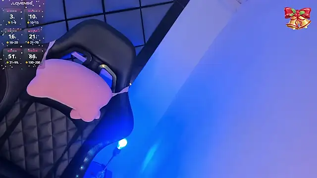 Snapshot of GeorginaCute_ chatting on December 2025 12:44:02 PM GeorginaCute online show from December 2025 12:44:02 PM