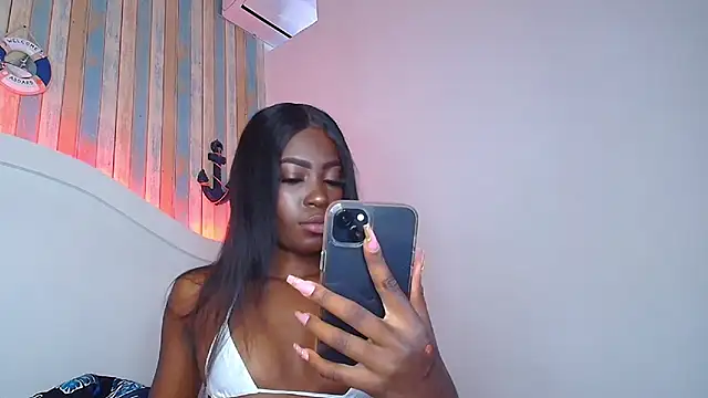 Snapshot of NaiaGils chatting on March 2025 03:36:02 PM NaiaGils online show from March 2025 03:36:02 PM